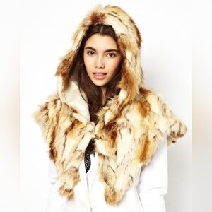 Spirithoods Jack Rabbit Faux Fur Shawl
